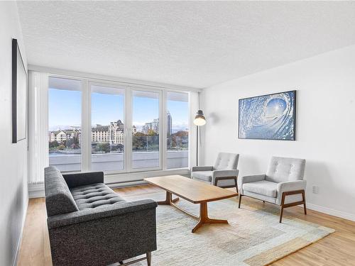 500-1234 Wharf St, Victoria, BC - Indoor Photo Showing Living Room