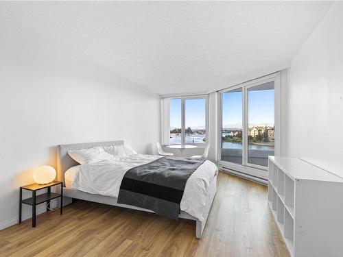 500-1234 Wharf St, Victoria, BC - Indoor Photo Showing Bedroom