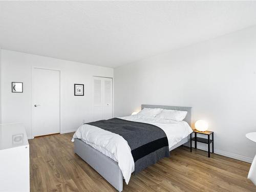 500-1234 Wharf St, Victoria, BC - Indoor Photo Showing Bedroom