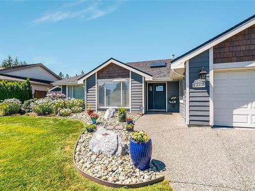 806 Tribune Pl, Qualicum Beach, BC 