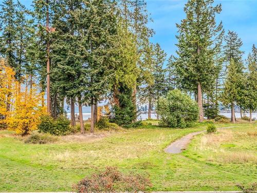 1260 Saltspring Pl, Parksville, BC 