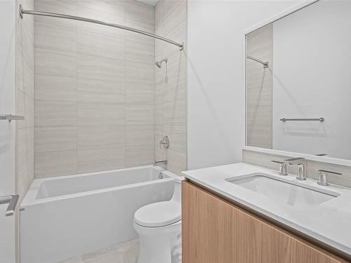 1505-2000 Hannington Rd, Langford, BC - Indoor Photo Showing Bathroom