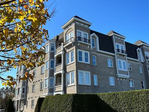 Back facade - 203-72 Boul. Des Hauts-Bois, Sainte-Julie, QC - Outdoor With Facade