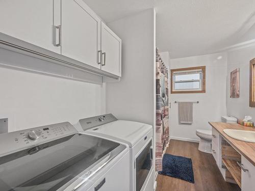 Bathroom - 165 Rue Des Érables, Mont-Tremblant, QC - Indoor Photo Showing Laundry Room