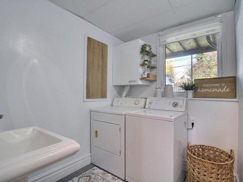 Bathroom - 176 Rue Villeneuve, Val-D'Or, QC - Indoor Photo Showing Laundry Room