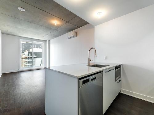 Cuisine - 1008-7227 Boul. Newman, Montréal (Lasalle), QC - Indoor Photo Showing Kitchen With Upgraded Kitchen