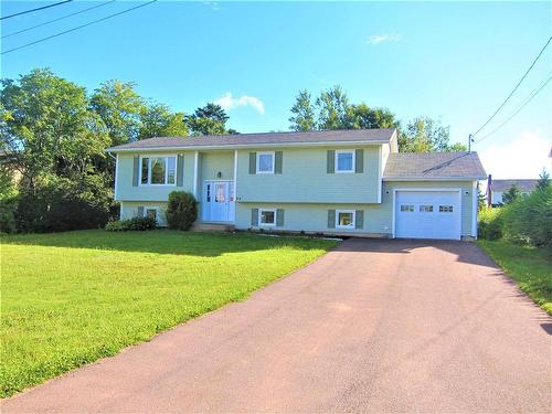 32 Massey Dr, Charlottetown, PE 