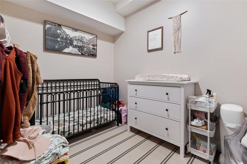 503-110 Ellis Street, Penticton, BC - Indoor Photo Showing Bedroom