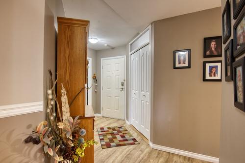 101-374 Winnipeg Street, Penticton, BC - Indoor Photo Showing Other Room