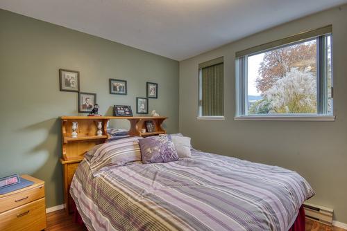 101-374 Winnipeg Street, Penticton, BC - Indoor Photo Showing Bedroom