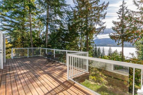 1235 Lee Creek Drive, Lee Creek, BC - Outdoor With Deck Patio Veranda