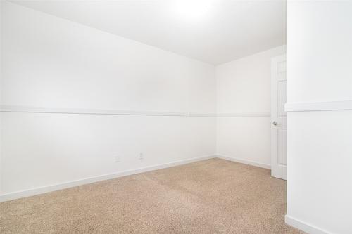 1310 Mary Court, Kelowna, BC - Indoor Photo Showing Other Room