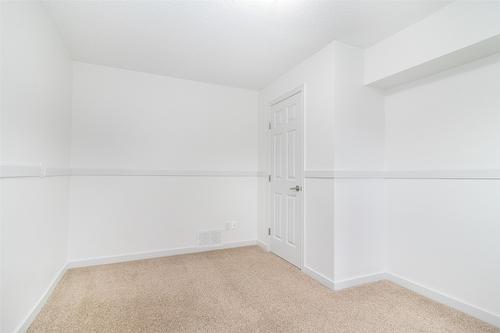 1310 Mary Court, Kelowna, BC - Indoor Photo Showing Other Room