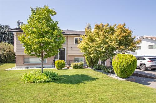 1310 Mary Court, Kelowna, BC - Outdoor