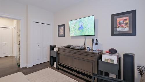 2084 Clover Drive, West Kelowna, BC - Indoor