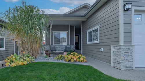 2084 Clover Drive, West Kelowna, BC - Outdoor