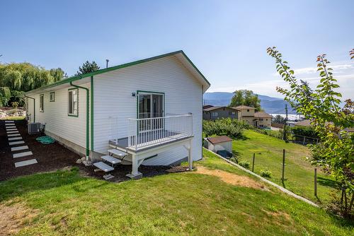 6212 Haker Place, Peachland, BC - Outdoor With Exterior