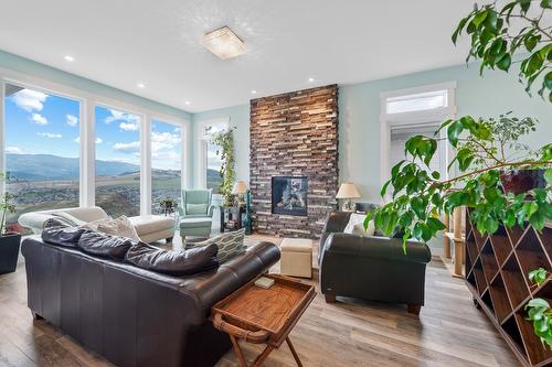 5048 Turtle Pond Place, Vernon, BC - Indoor Photo Showing Living Room With Fireplace