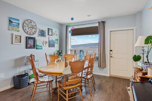 5048 Turtle Pond Place, Vernon, BC - Indoor Photo Showing Dining Room