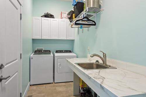 5048 Turtle Pond Place, Vernon, BC - Indoor Photo Showing Laundry Room