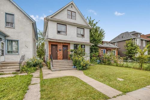 321 Cathedral Avenue, Winnipeg, MB - Outdoor With Facade