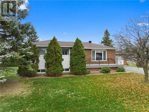 38 Berkley Court, Sudbury, ON - Outdoor With Facade