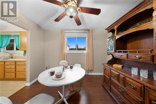 38 Berkley Court, Sudbury, ON - Indoor Photo Showing Dining Room