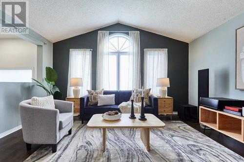 44 Mcfeeters Crescent, Clarington (Bowmanville), ON - Indoor Photo Showing Living Room