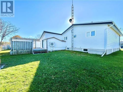 25 St-Simon Road, Caraquet, NB - Outdoor