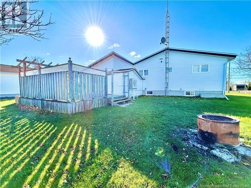 25 St-Simon Road, Caraquet, NB - Outdoor