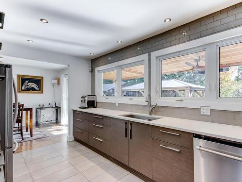 Cuisine - 51 Ch. St-André, Saint-Jean-Sur-Richelieu, QC - Indoor Photo Showing Kitchen With Double Sink