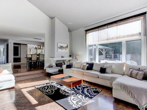 Salon - 51 Ch. St-André, Saint-Jean-Sur-Richelieu, QC - Indoor Photo Showing Living Room