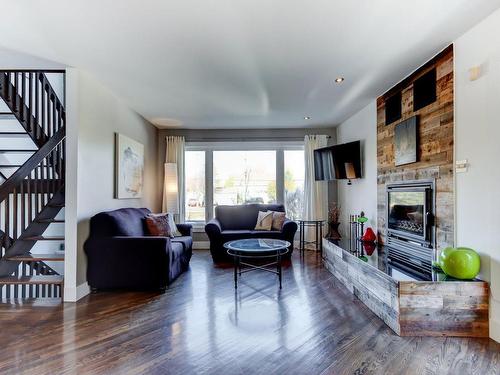 Autre - 51 Ch. St-André, Saint-Jean-Sur-Richelieu, QC - Indoor Photo Showing Living Room With Fireplace