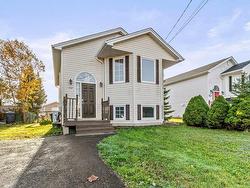 142 Jeep Crescent  Eastern Passage, NS B3G 1R2