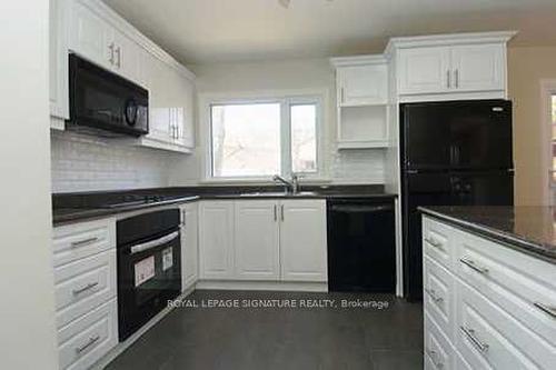 21 Veery Pl, Toronto, ON - Indoor Photo Showing Kitchen