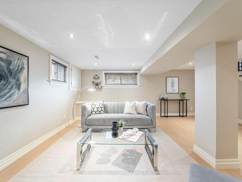 212 Cocksfield Ave, Toronto, ON - Indoor Photo Showing Living Room