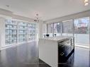 902-65 St. Mary St, Toronto, ON  - Indoor Photo Showing Kitchen 