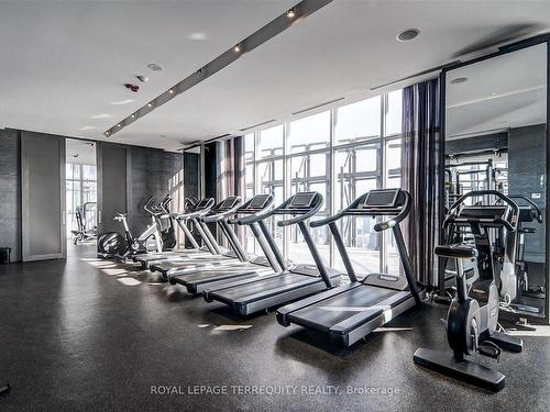 902-65 St. Mary St, Toronto, ON - Indoor Photo Showing Gym Room