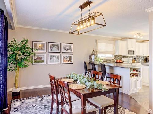 301 Domville St, Wellington North, ON - Indoor Photo Showing Dining Room