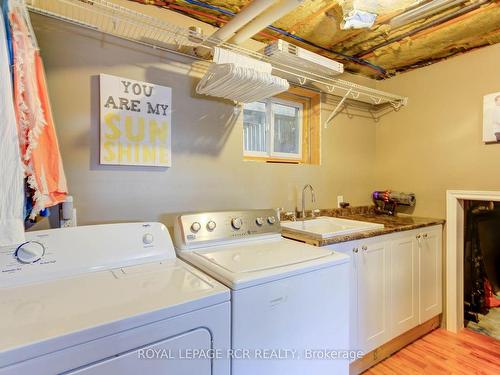 301 Domville St, Wellington North, ON - Indoor Photo Showing Laundry Room