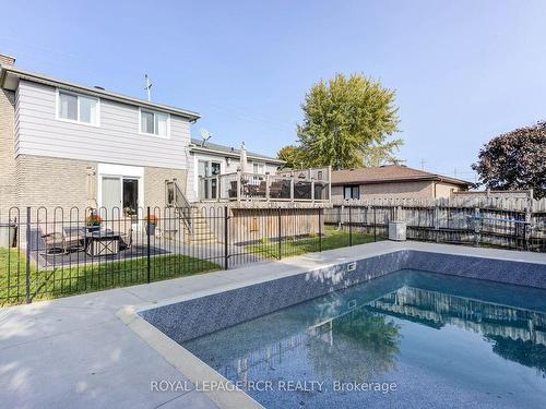 301 Domville St, Wellington North, ON - Outdoor With In Ground Pool