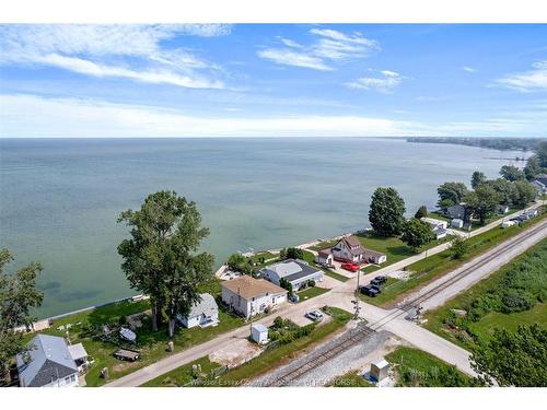 15490 Couture Beach Road, Lakeshore, ON 