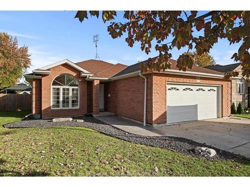 818 Cottage Grove, Kingsville, ON 