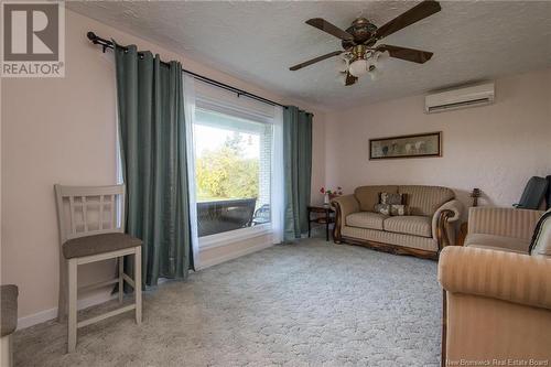 1540 950 Route, Cap-Pelé, NB - Indoor Photo Showing Living Room