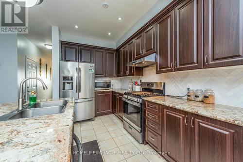 47 Maple Trail Road, Caledon, ON - Indoor Photo Showing Kitchen With Double Sink