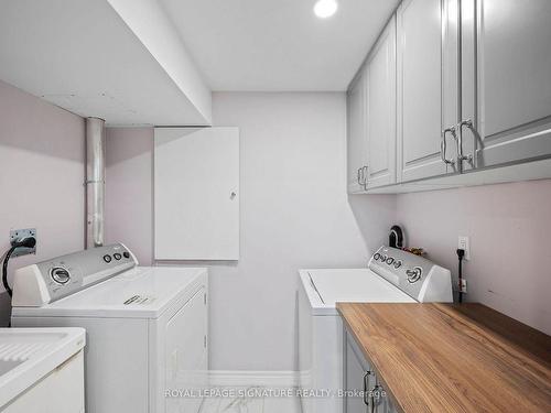 2404 Old Brompton Way, Oakville, ON - Indoor Photo Showing Laundry Room