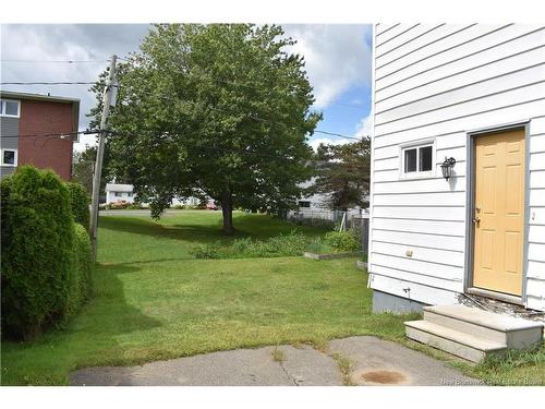 115 Elizabeth St, Woodstock, NB 