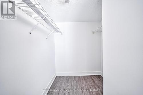 611 - 38 Elm Street, Toronto, ON - Indoor With Storage