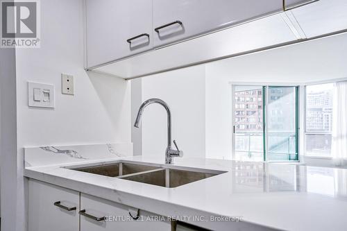 611 - 38 Elm Street, Toronto, ON - Indoor Photo Showing Kitchen With Double Sink