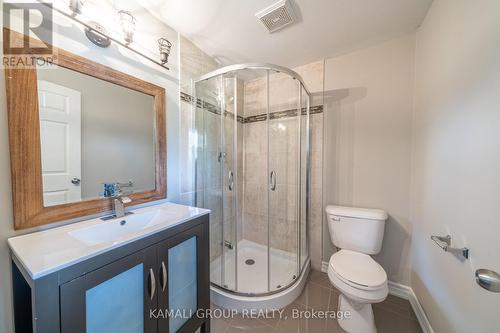 913 Carnaby Crescent, Oshawa, ON - Indoor Photo Showing Bathroom